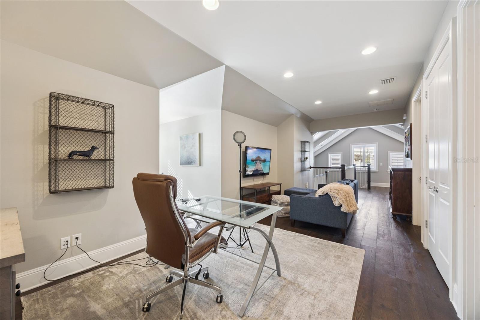 PARK GROVE - Residential