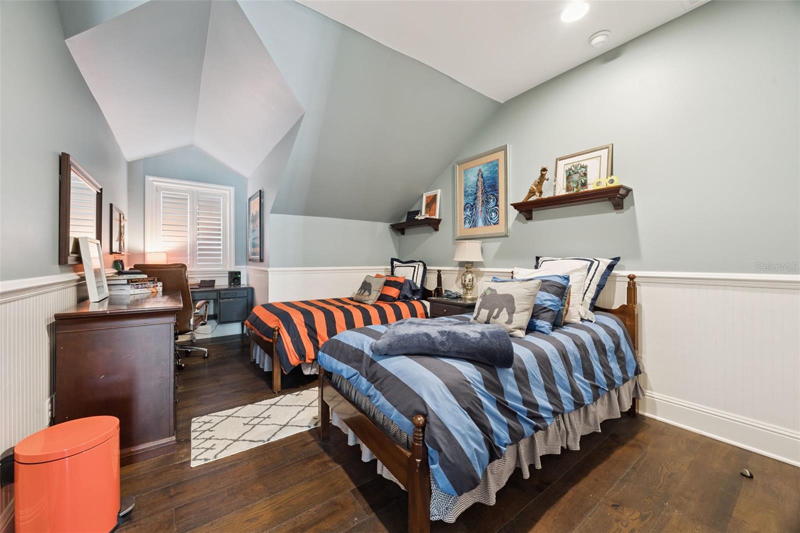 PARK GROVE - Residential