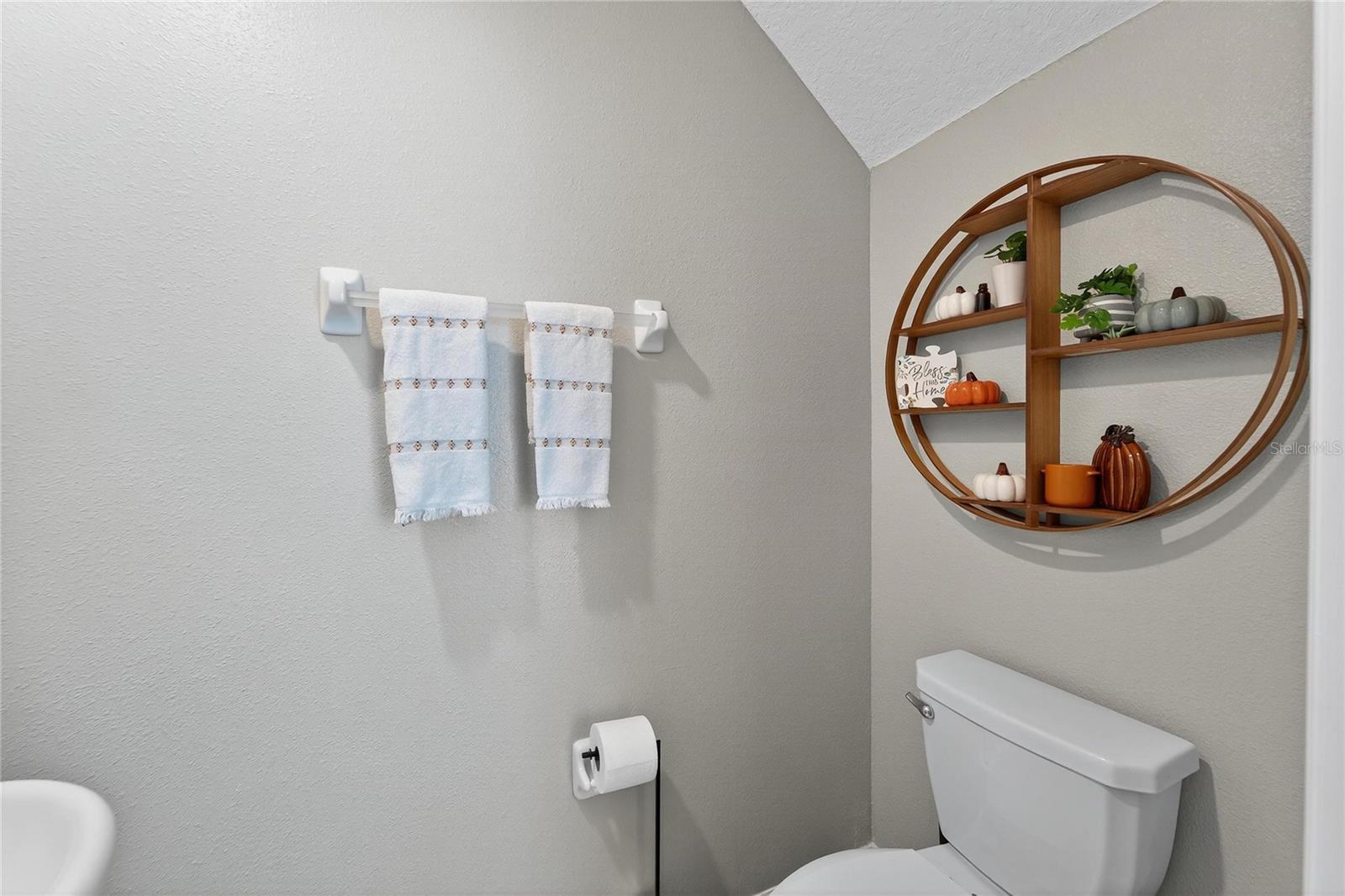 TOUCHSTONE PH 2 - Residential Lease