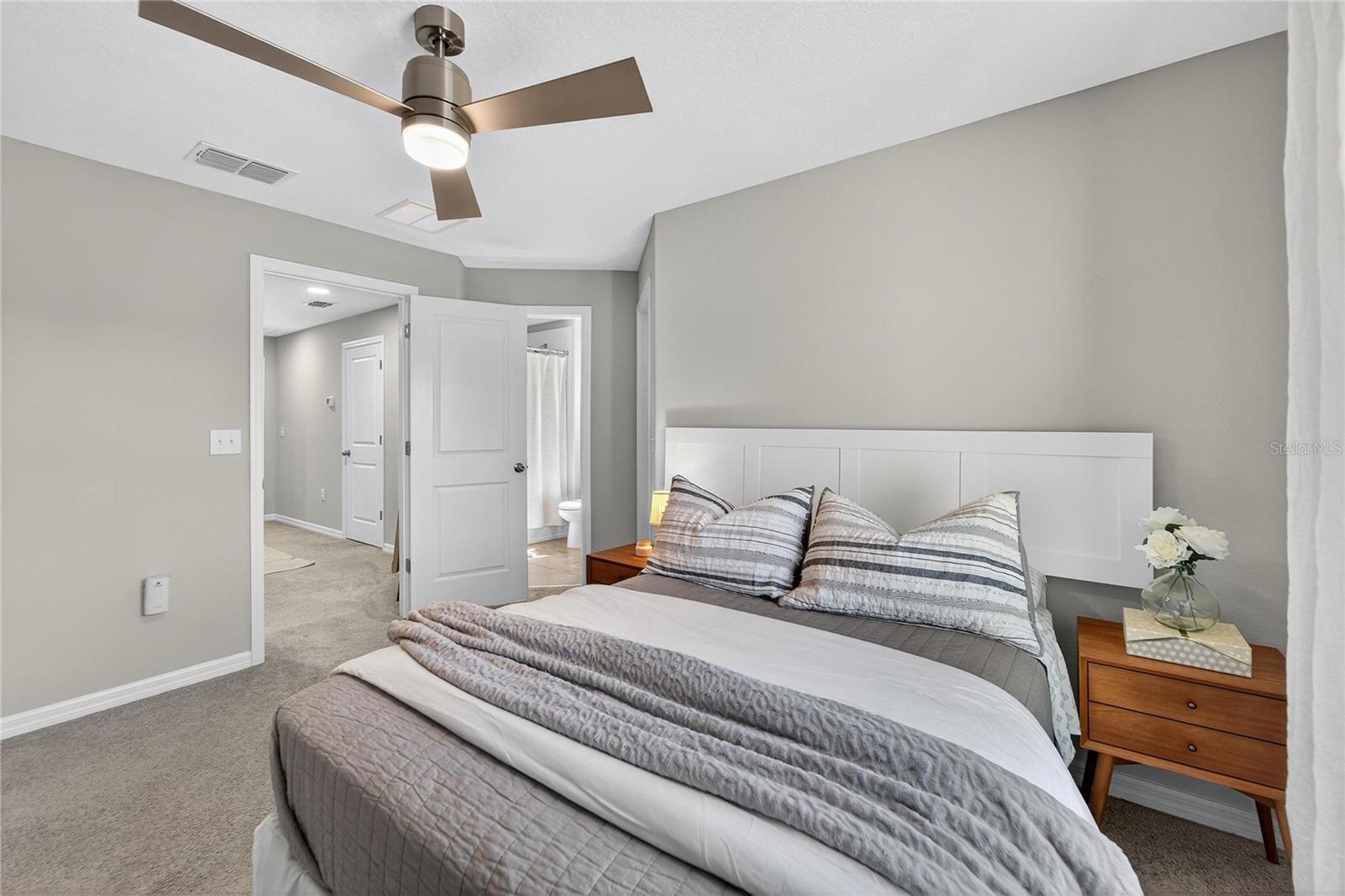 TOUCHSTONE PH 2 - Residential Lease