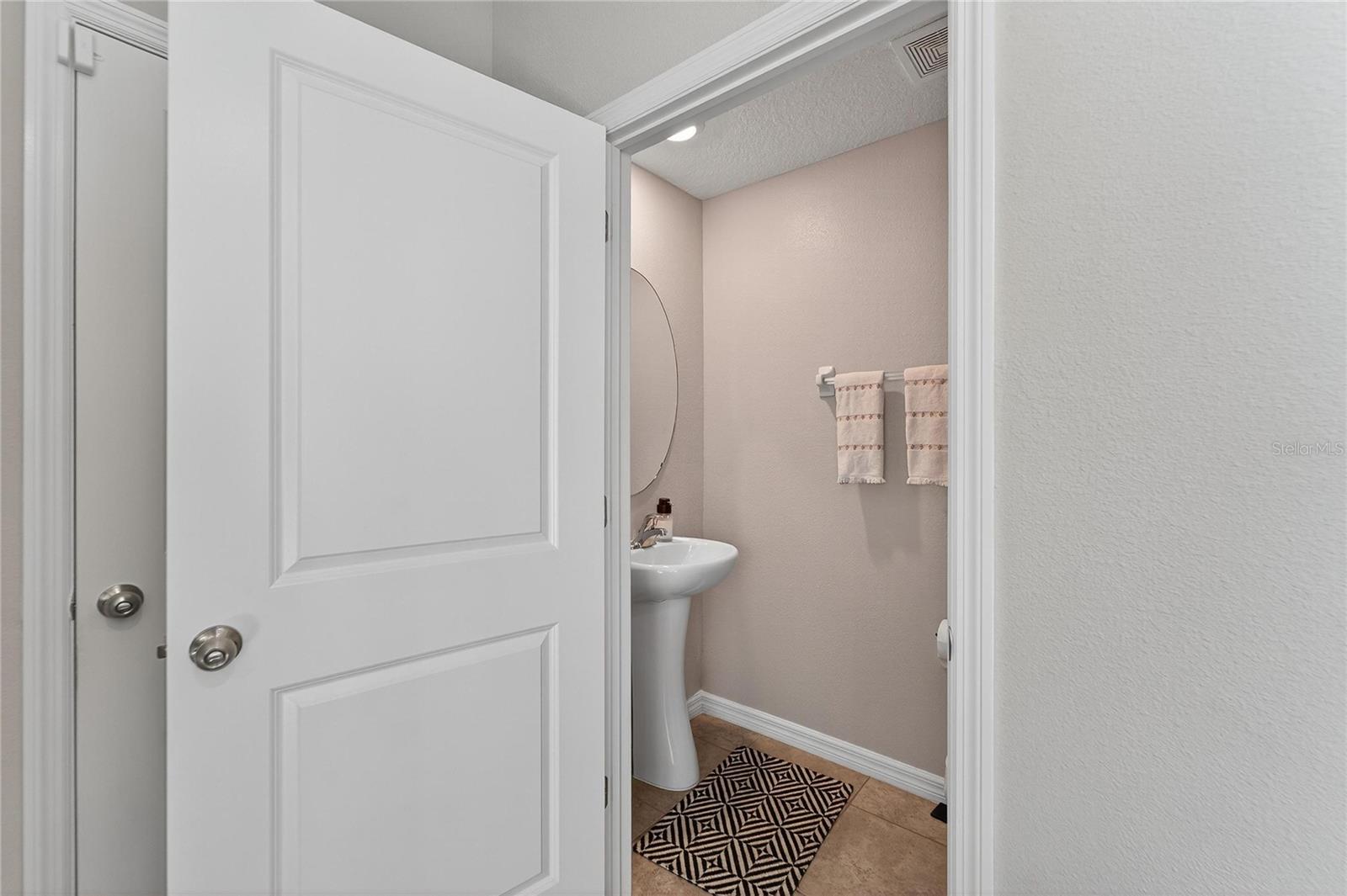 TOUCHSTONE PH 2 - Residential Lease