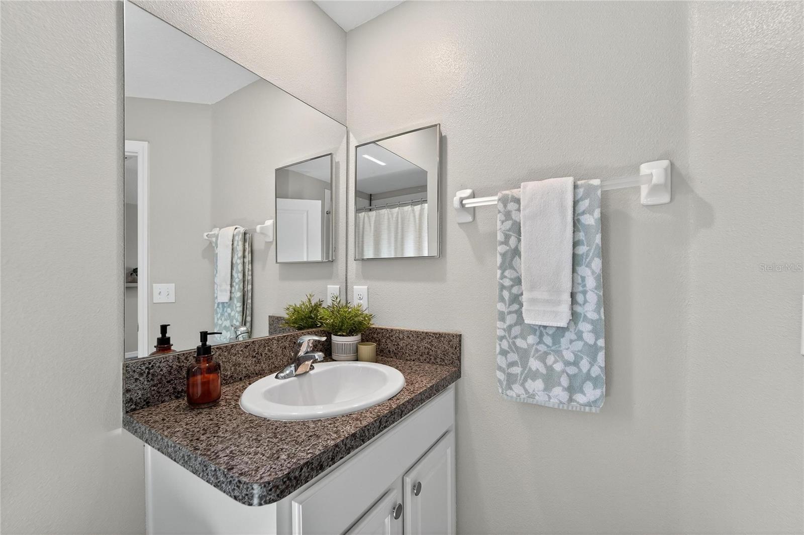 TOUCHSTONE PH 2 - Residential Lease