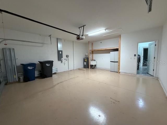 RIVERS REACH - Residential Lease