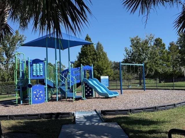 RIVERS REACH - Residential Lease