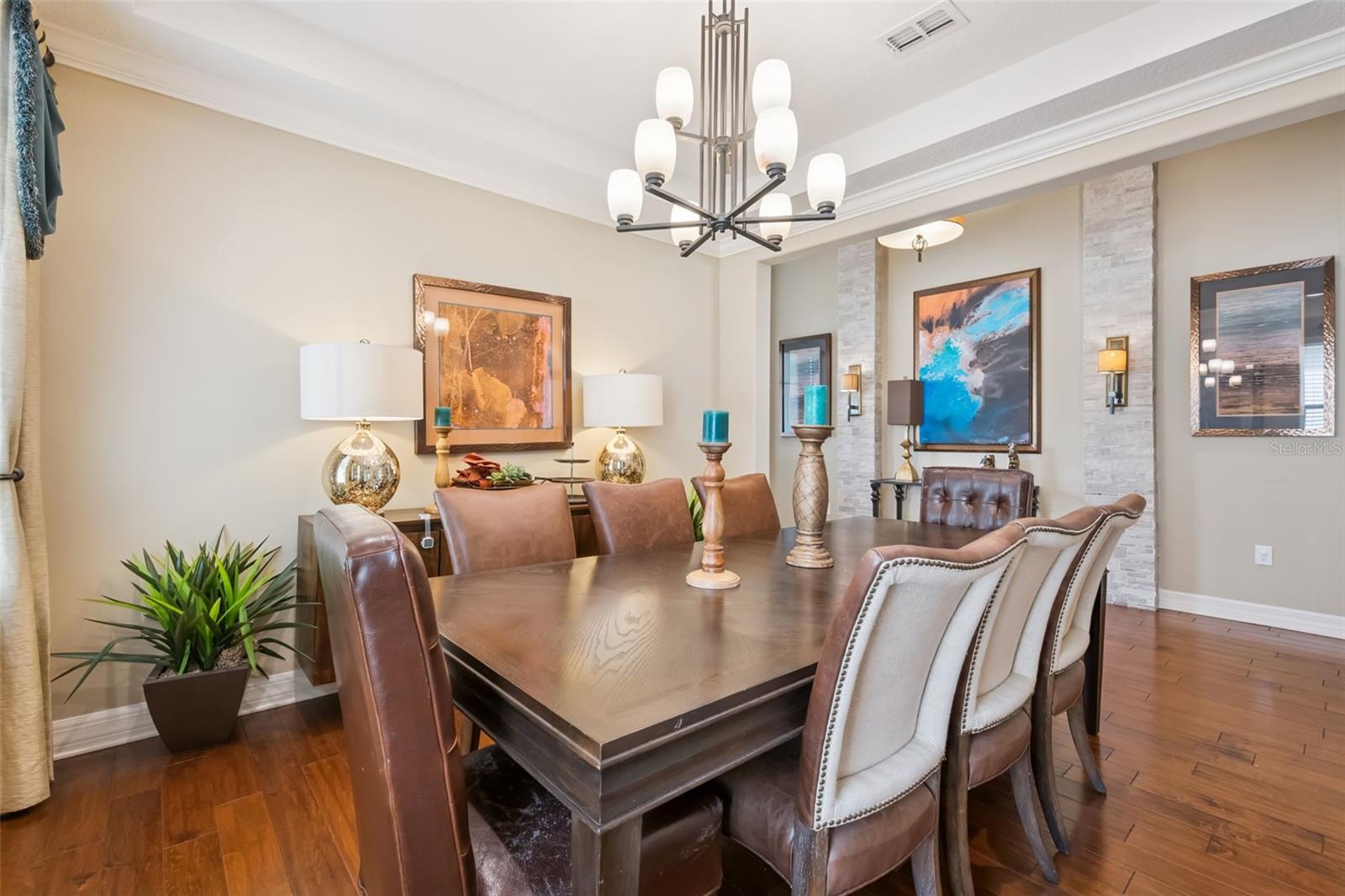 TAPESTRY - Residential