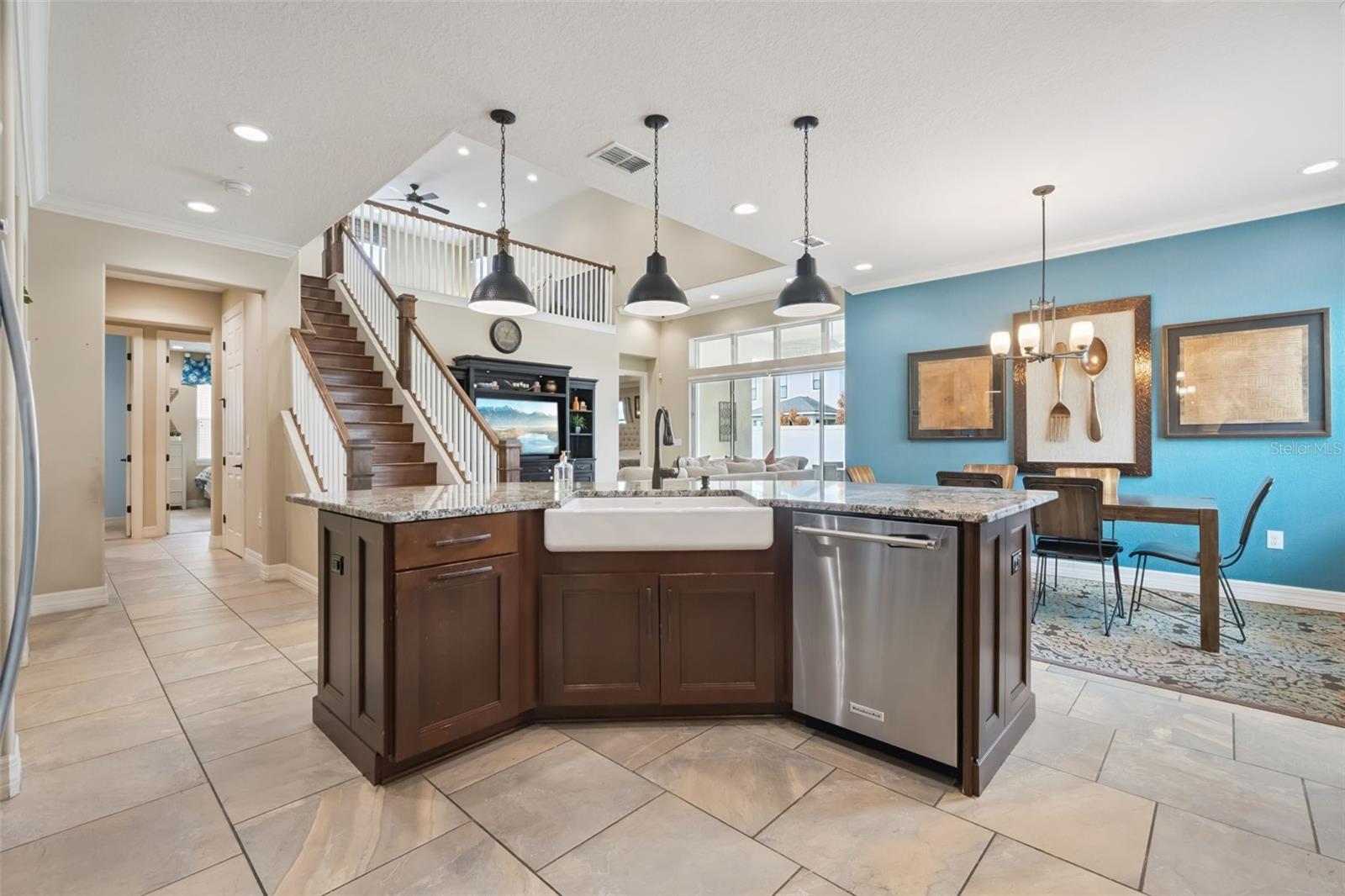 TAPESTRY - Residential