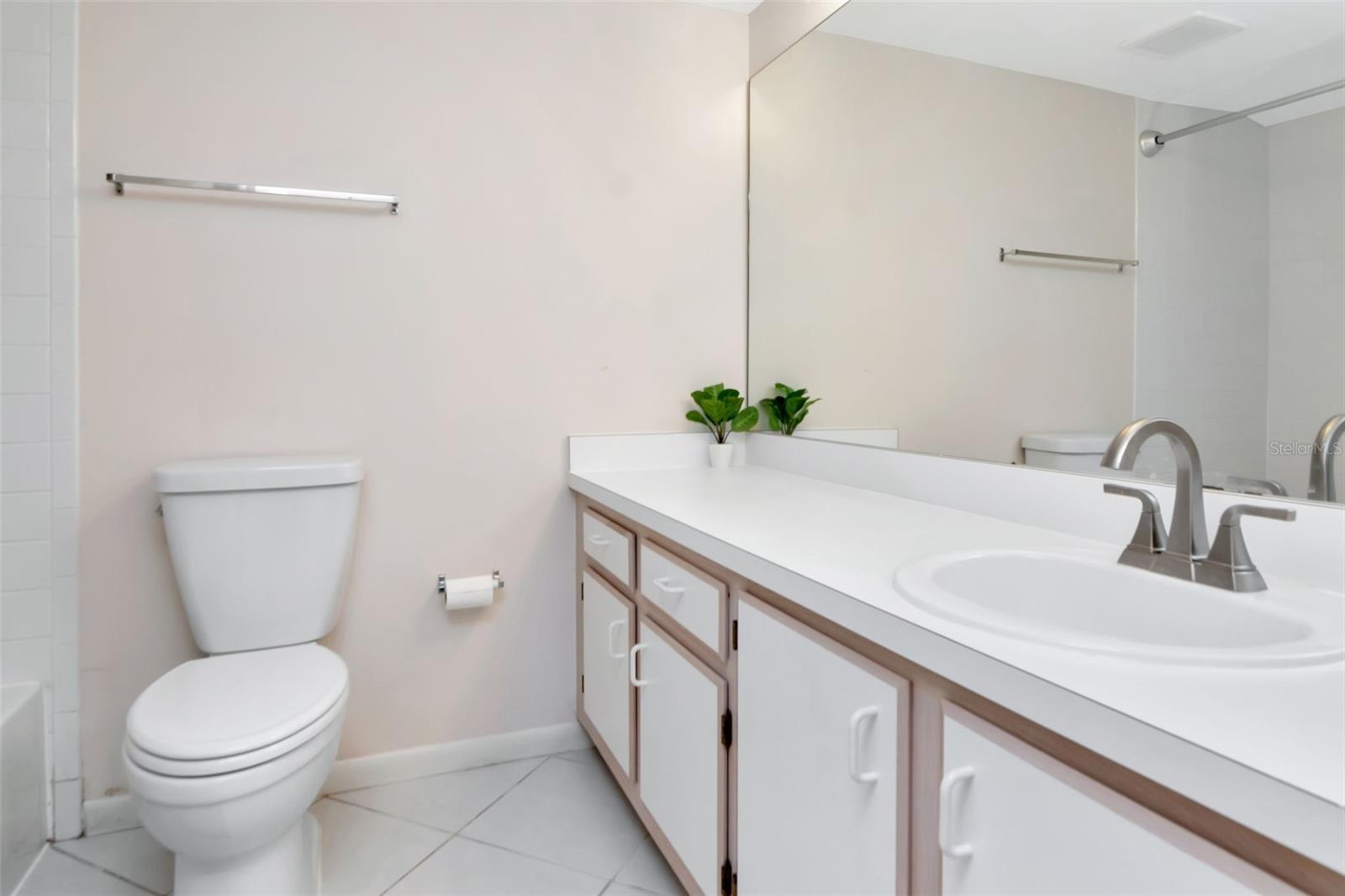 CUTTER COVE CONDO - Residential Lease