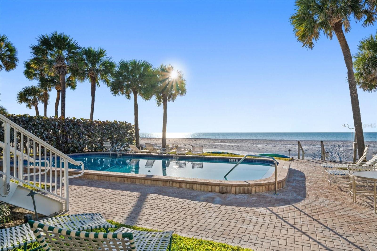 2300 GULF BOULEVARD D1