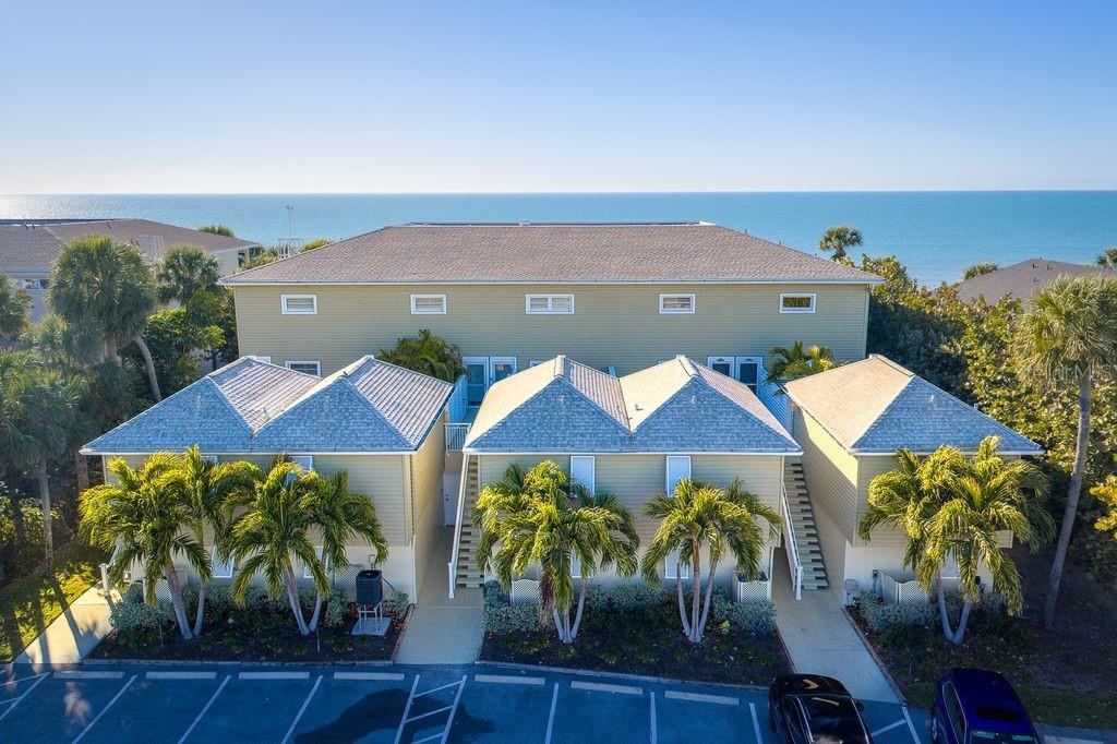 ALMENARA CONDO - Residential