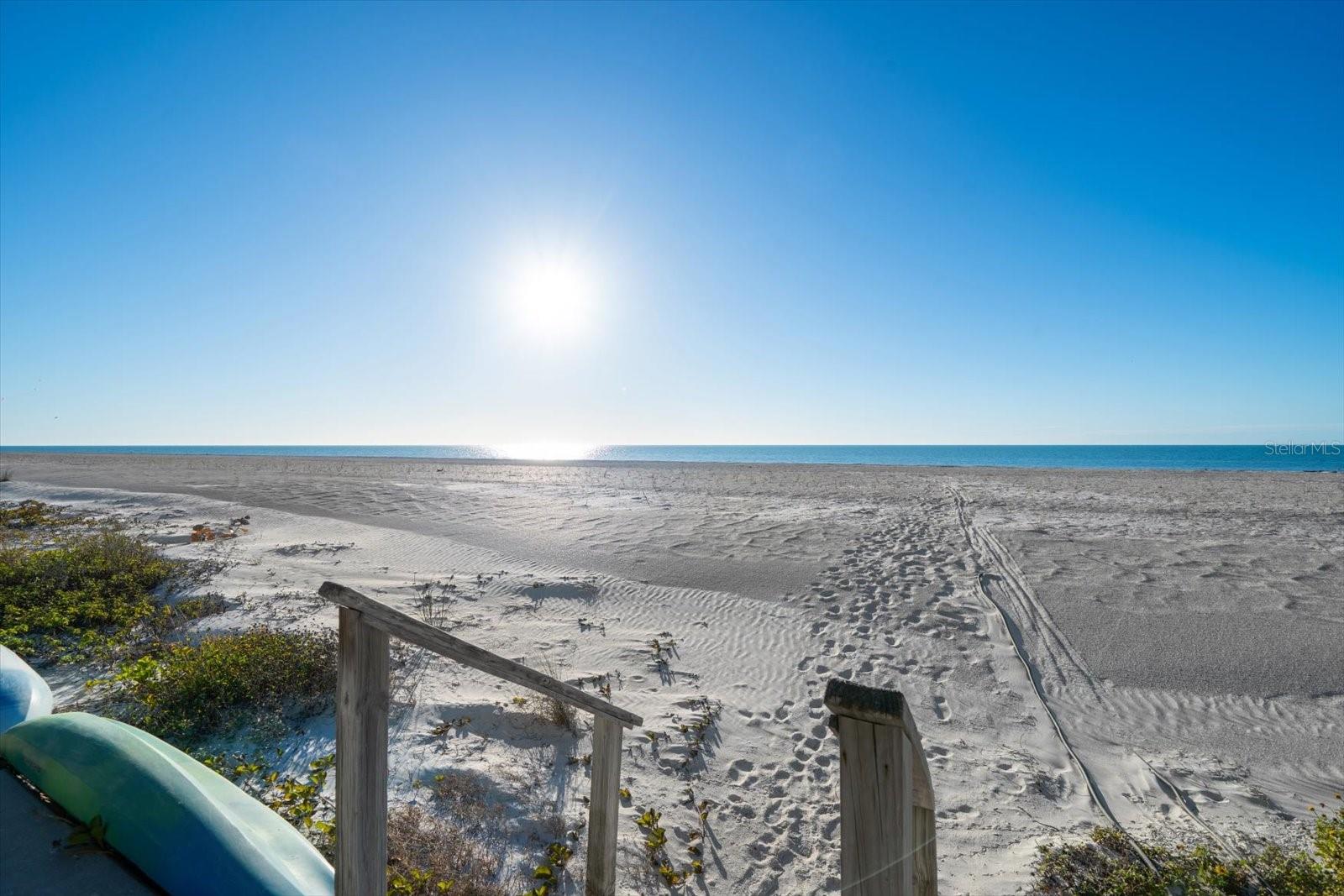 ALMENARA CONDO - Residential