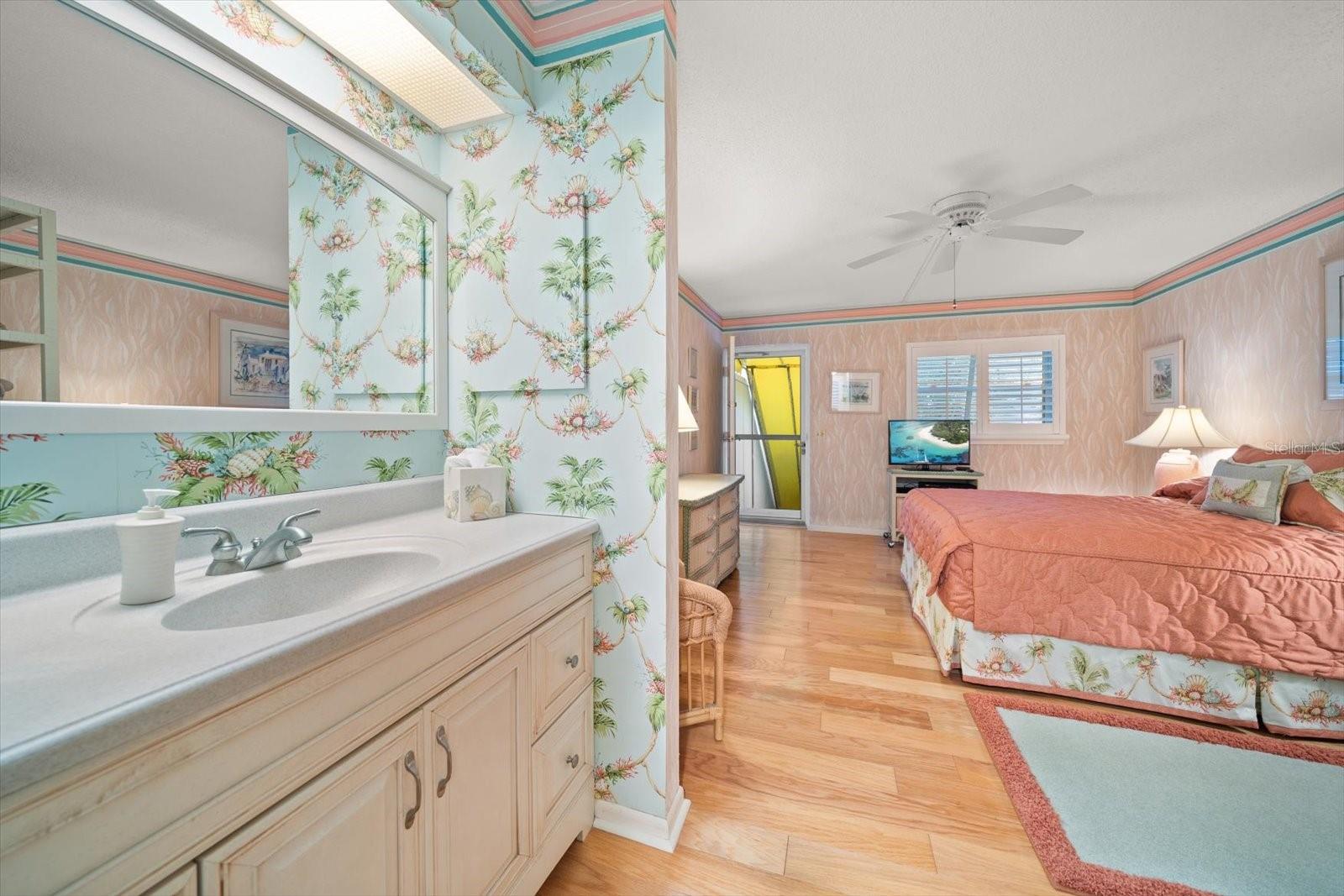 ALMENARA CONDO - Residential