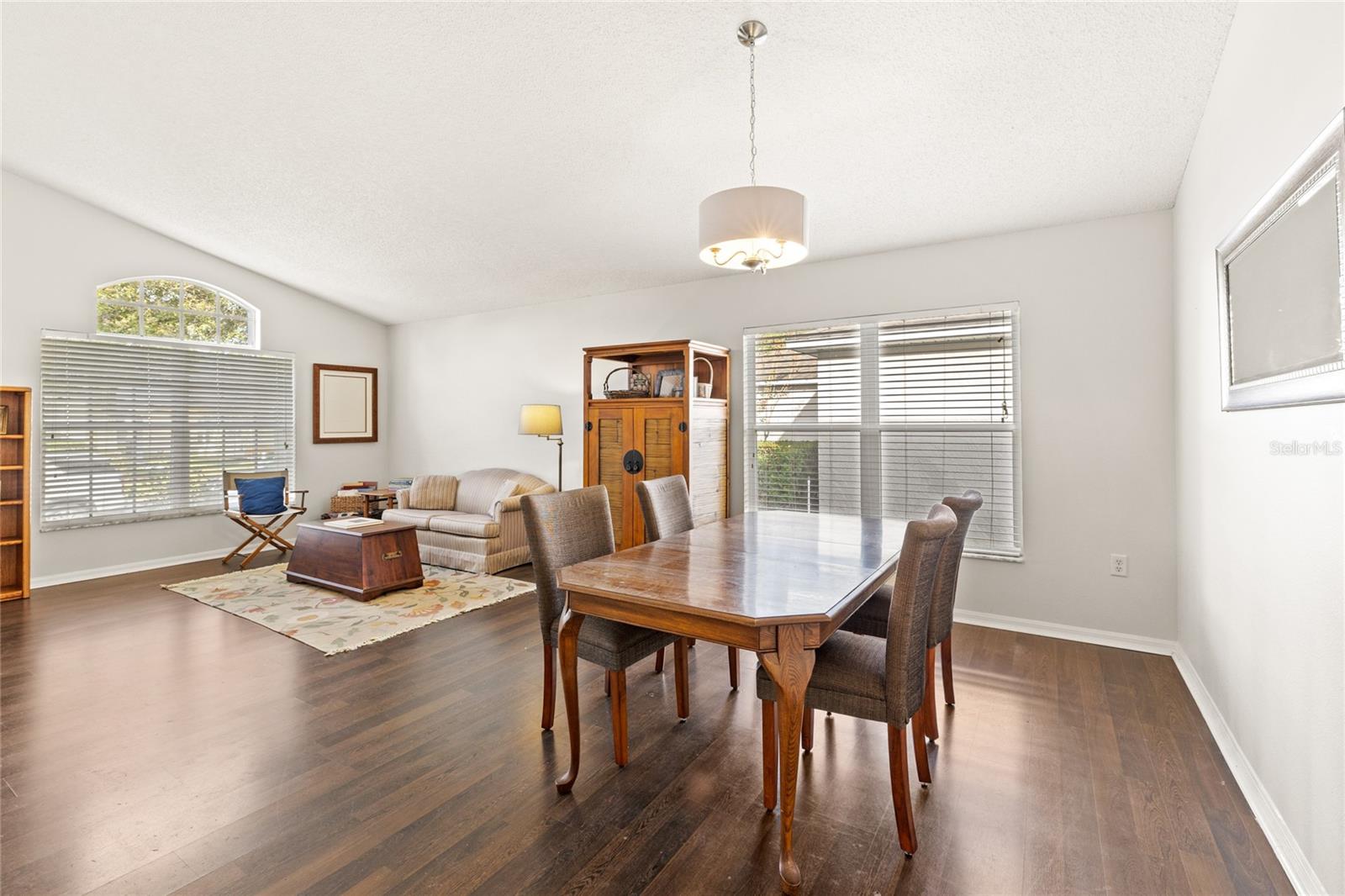 1224 CASTERTON CIRCLE