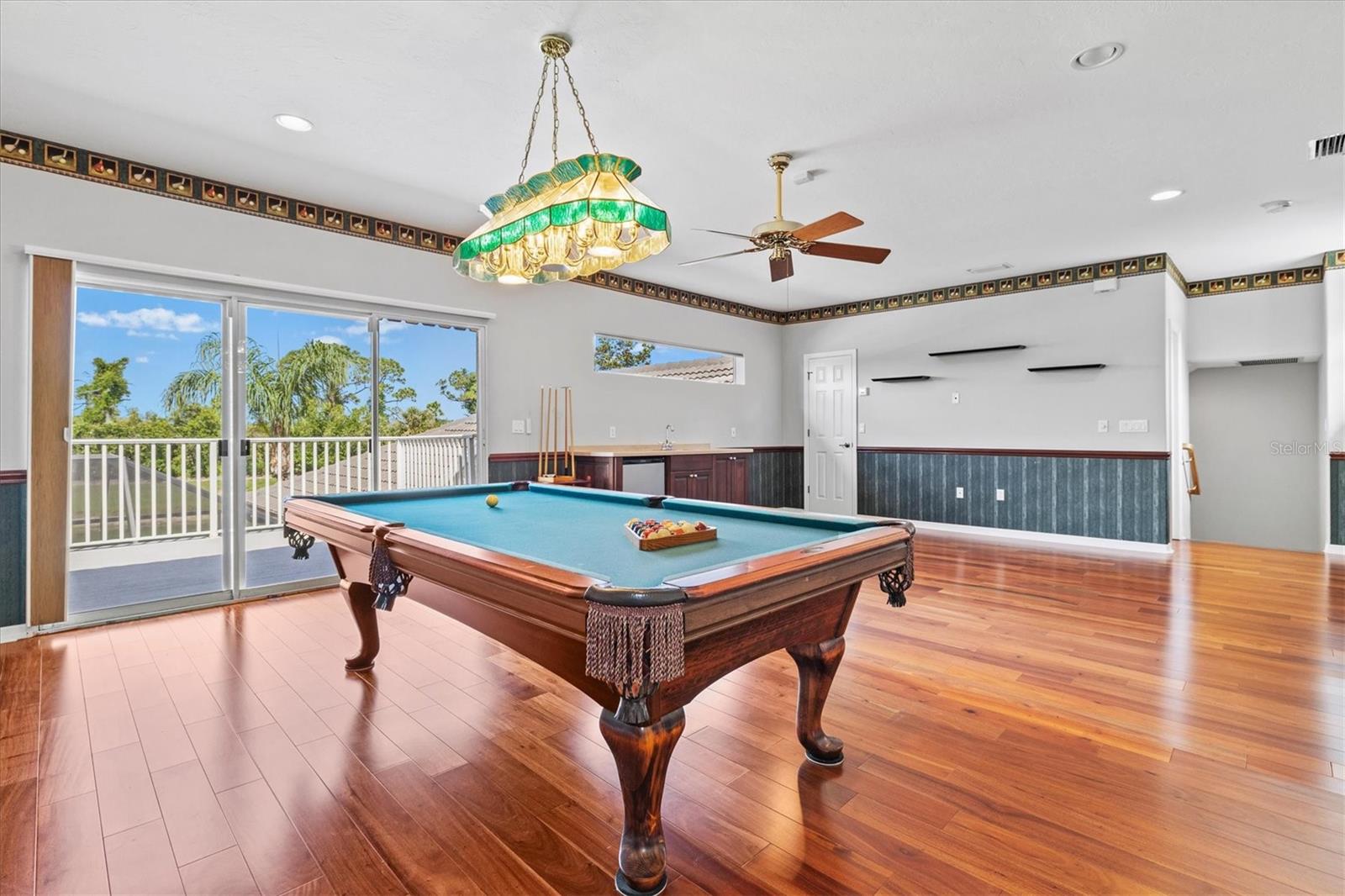 SILVER OAK - Residential