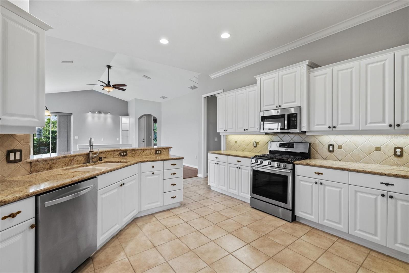 SILVER OAK - Residential