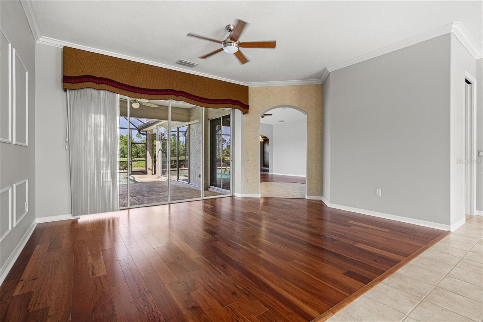 SILVER OAK - Residential