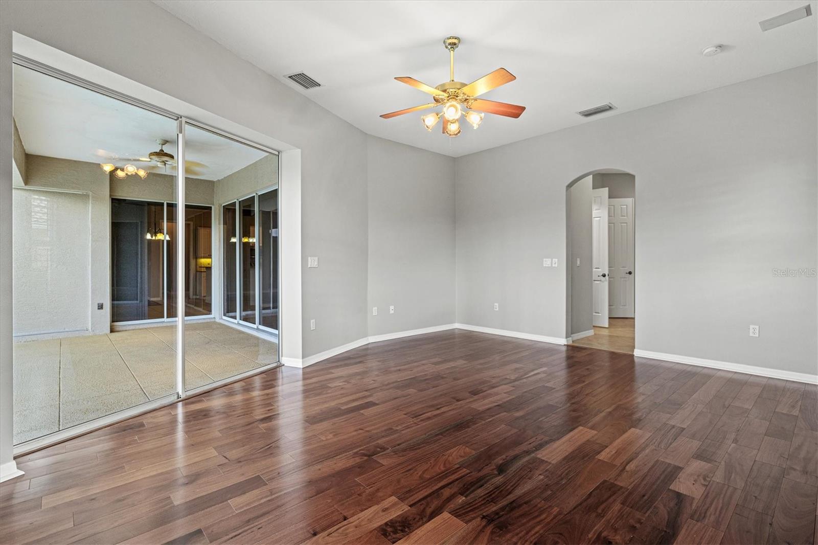 SILVER OAK - Residential