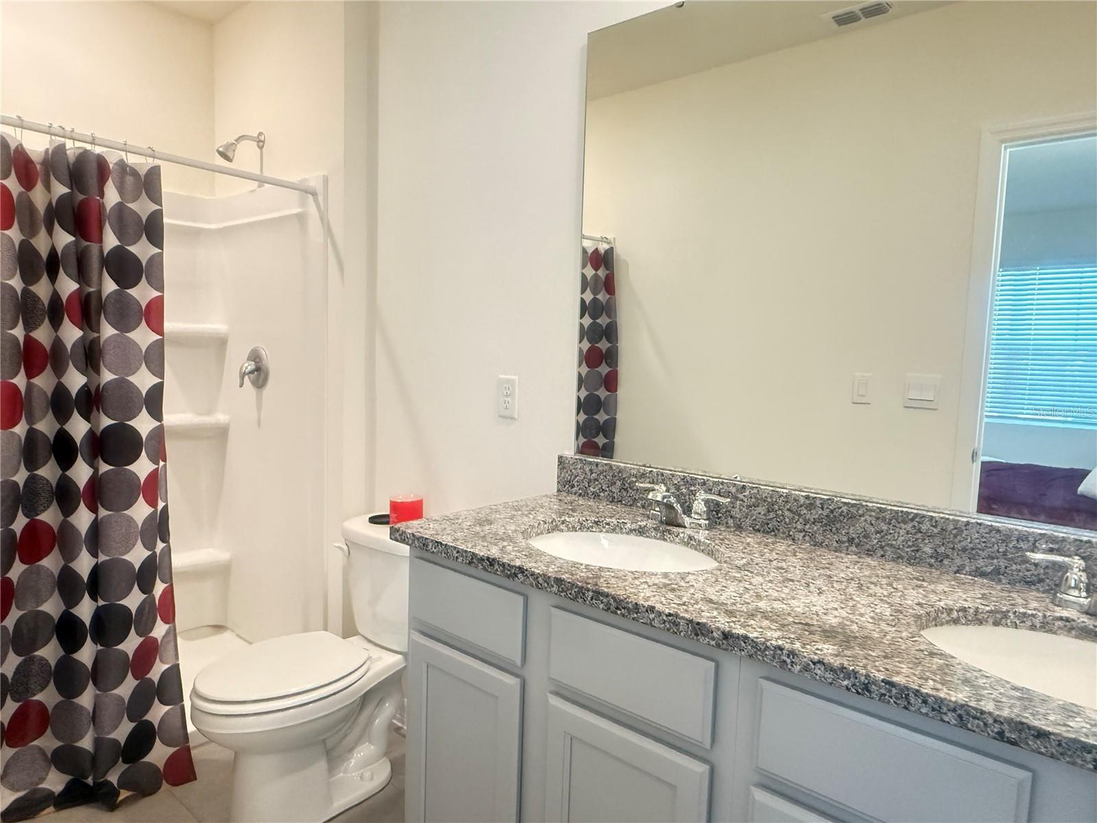 BRENTWOOD TWNHMS PH 1 - Residential Lease