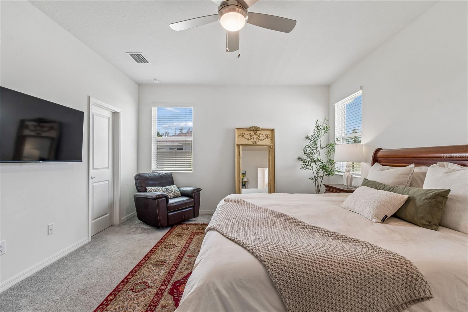 RIVERSTONE - Residential