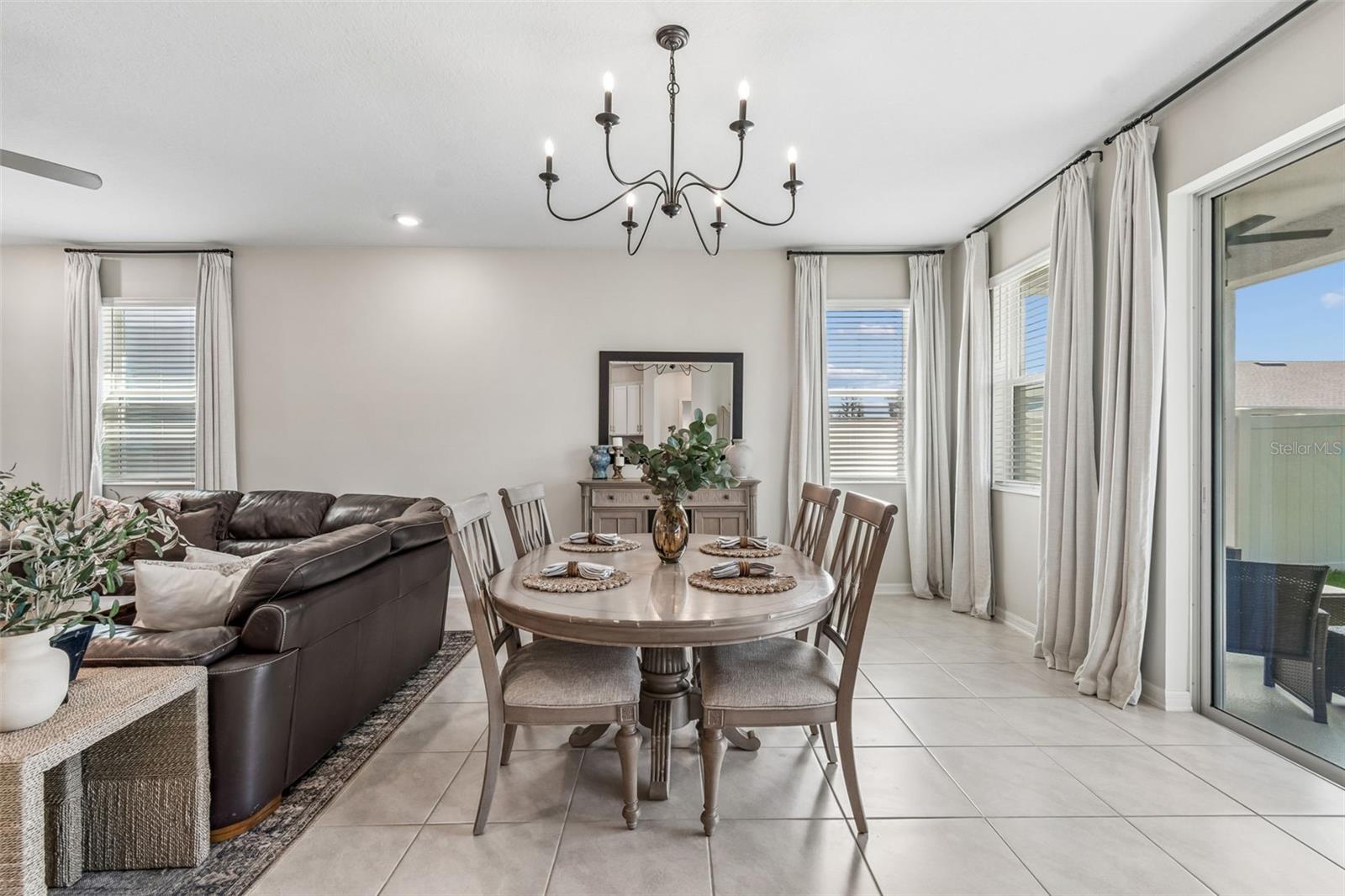 RIVERSTONE - Residential