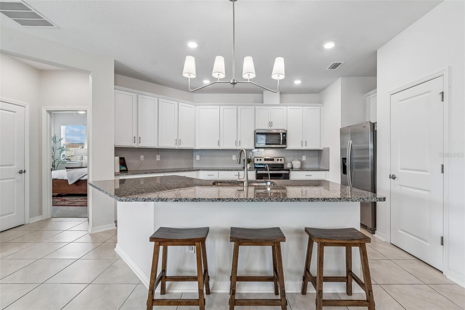 RIVERSTONE - Residential