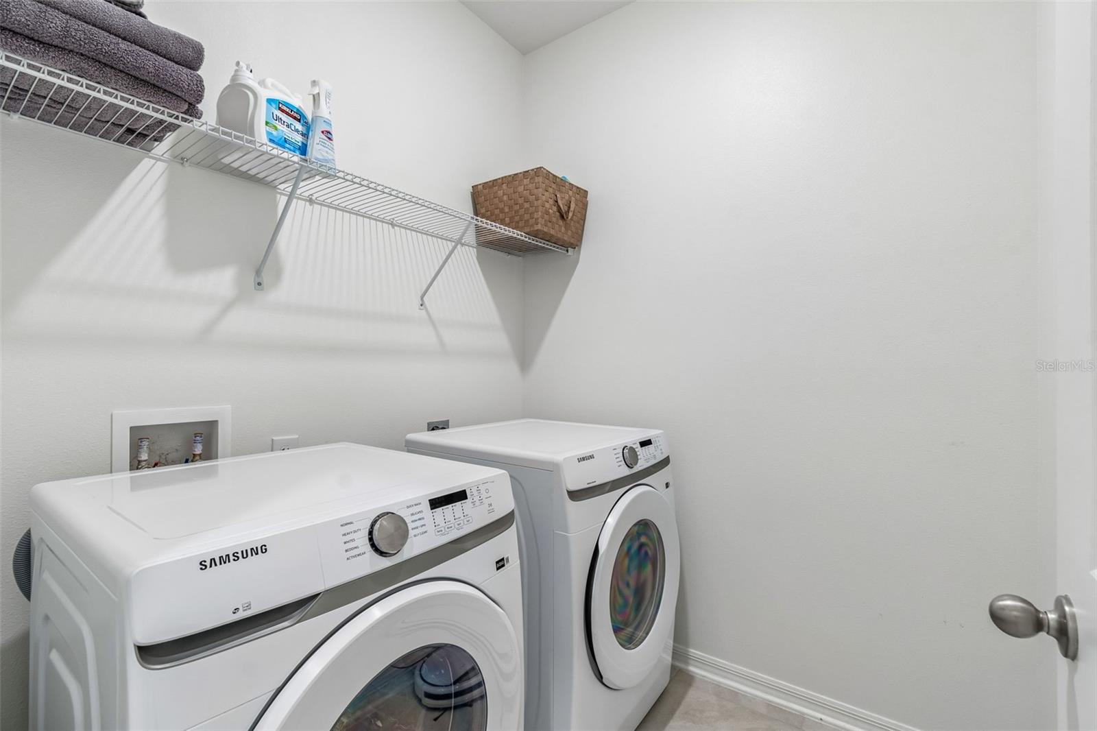 RIVERSTONE - Residential