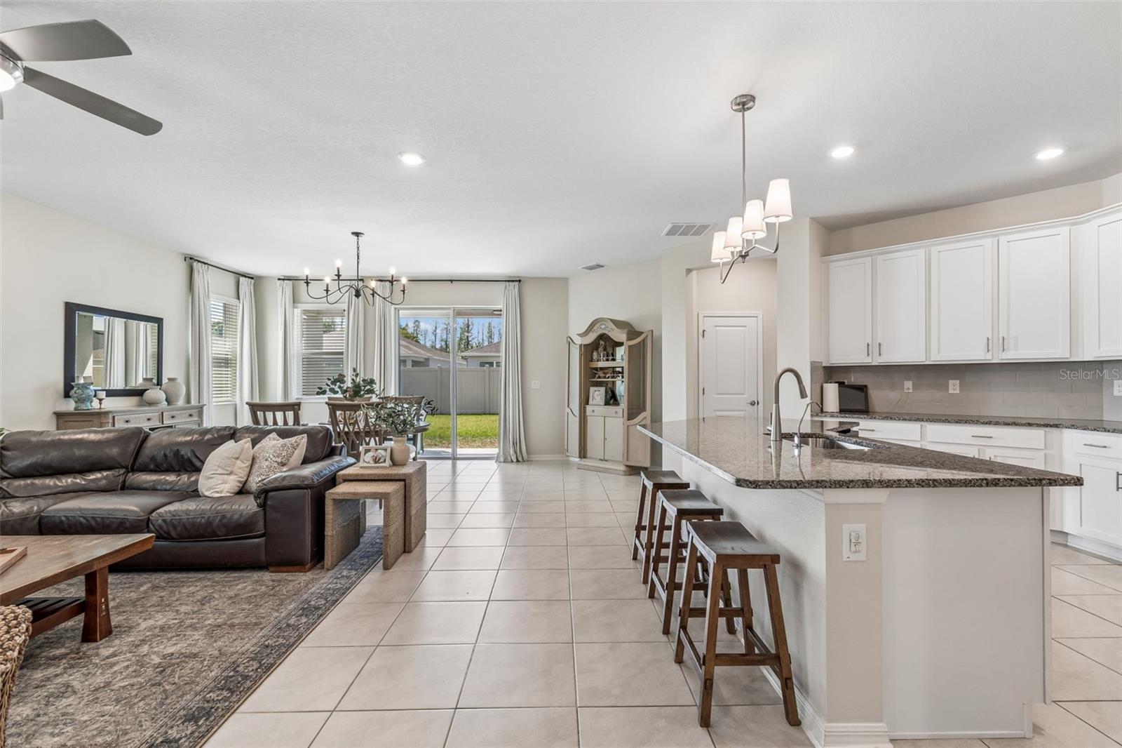 RIVERSTONE - Residential