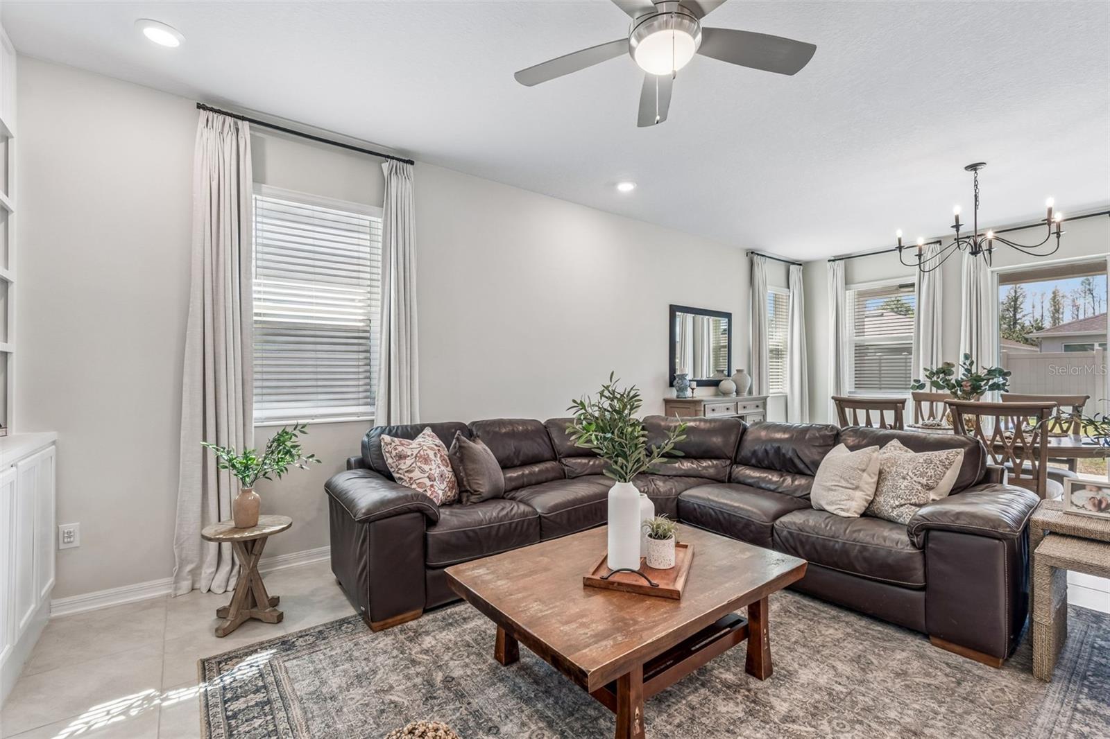 RIVERSTONE - Residential