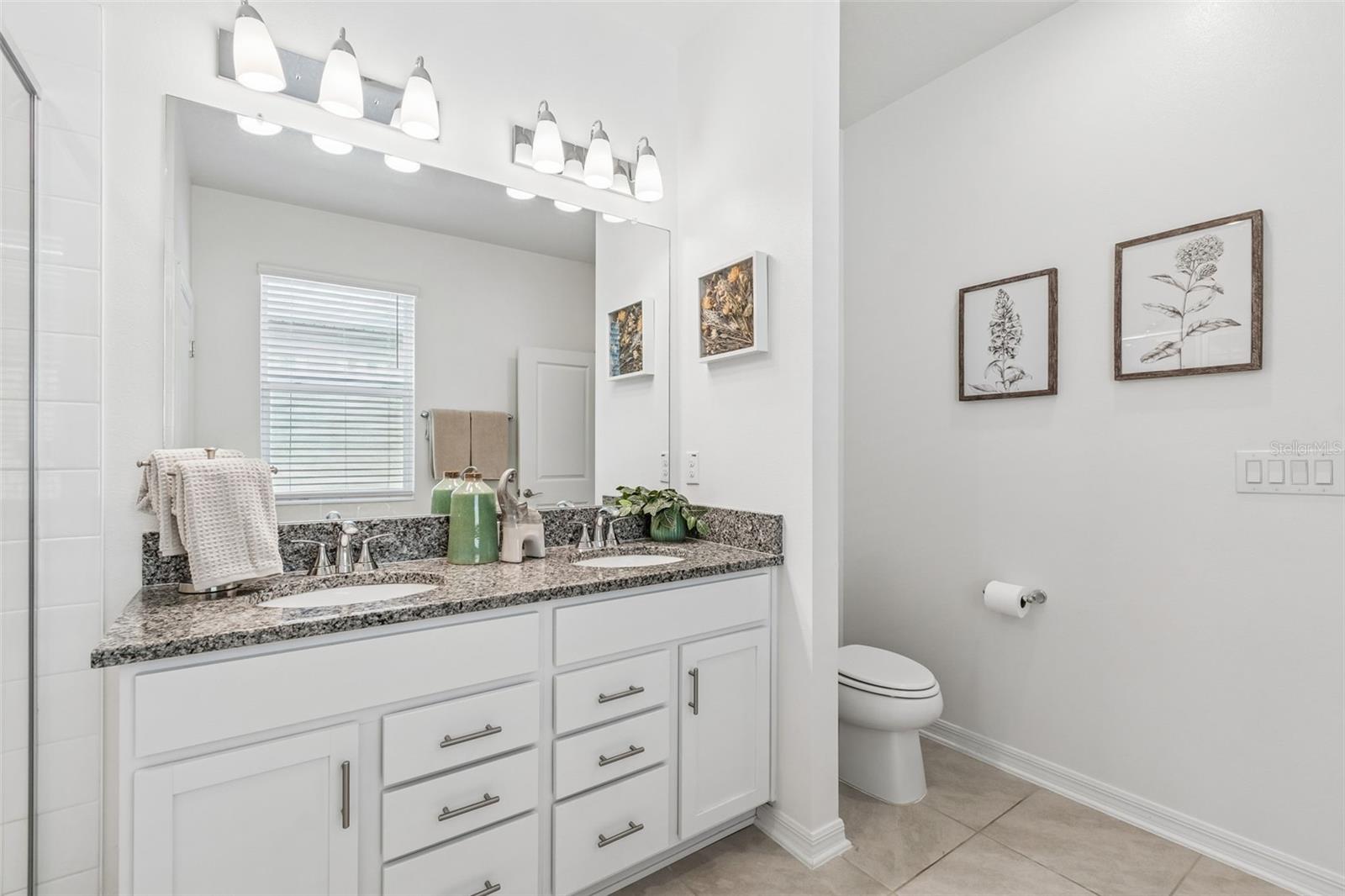 RIVERSTONE - Residential