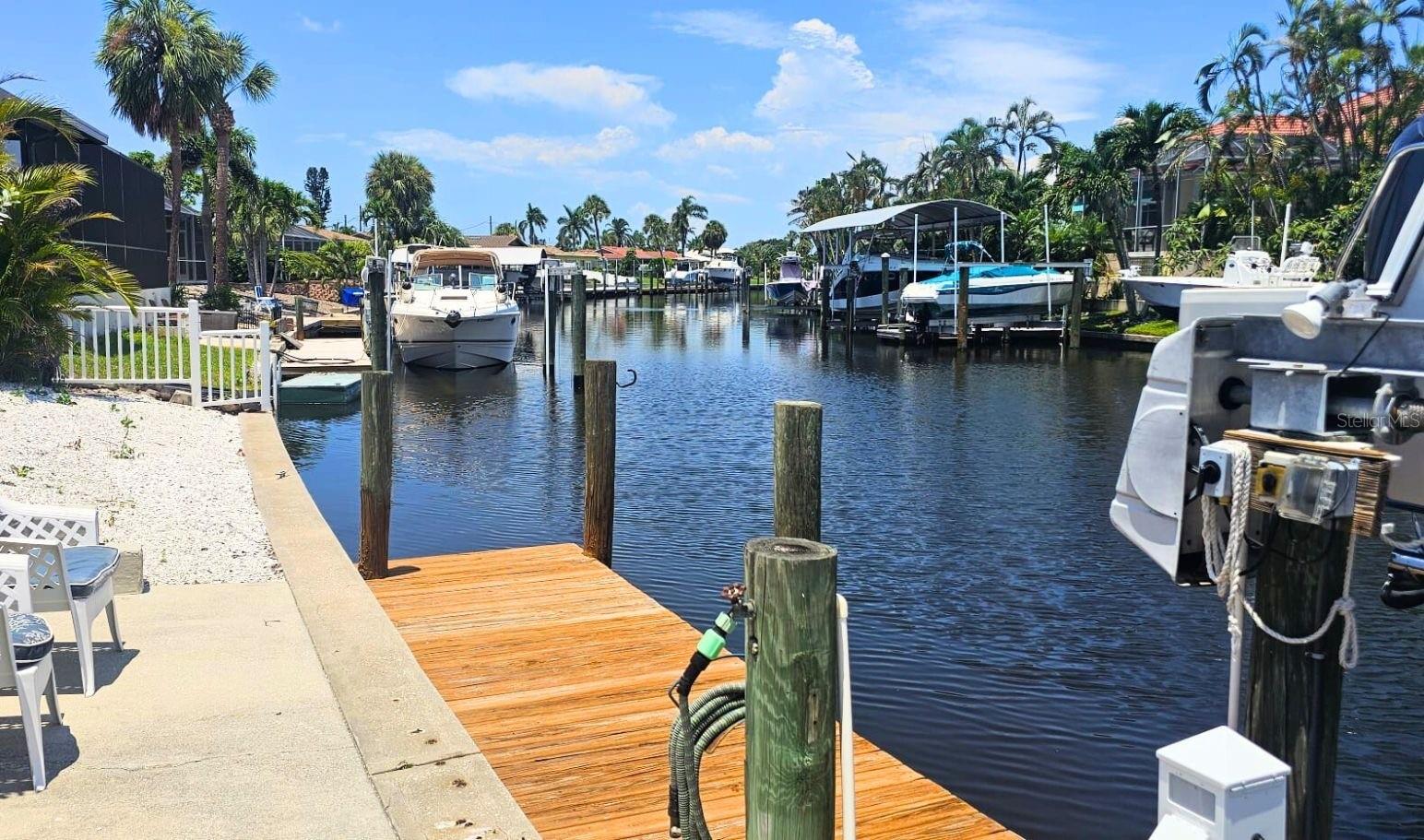 CORAL SHORES - Residential