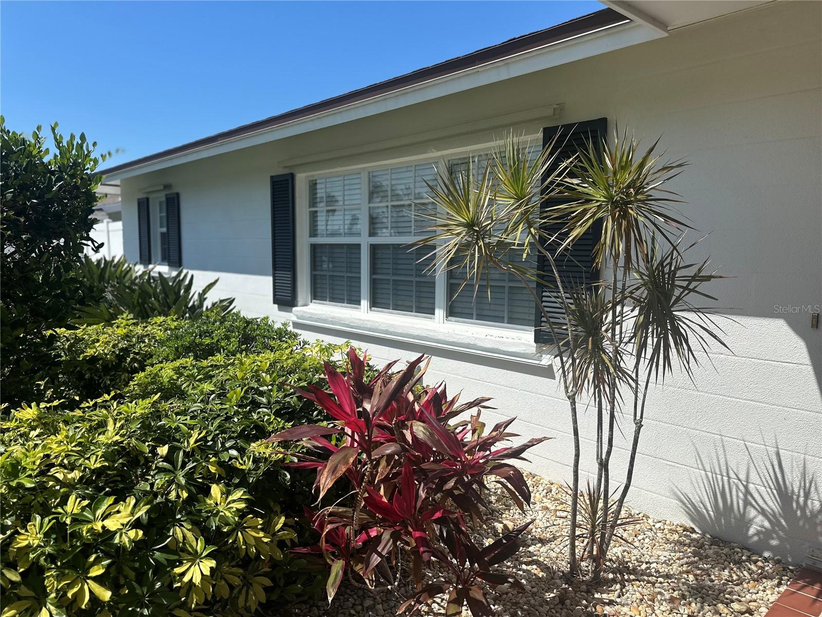 CORAL SHORES - Residential