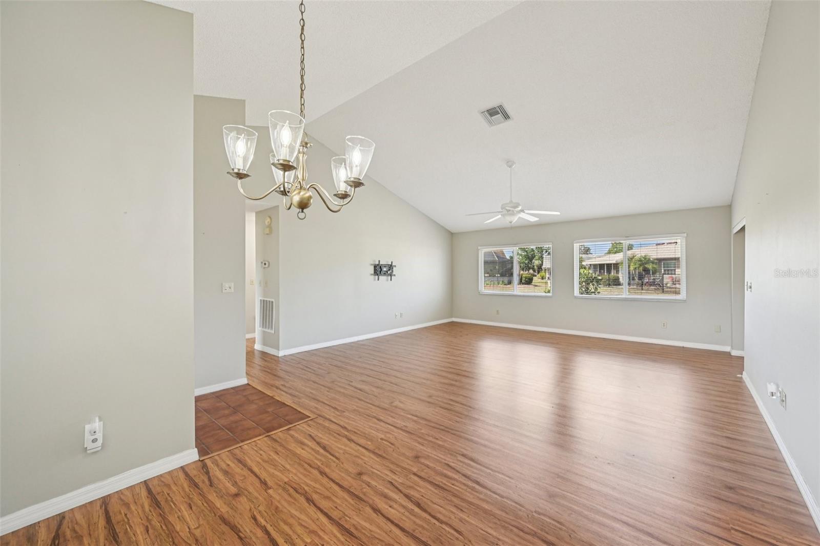 SUN CITY CENTER UNIT 35 - Residential