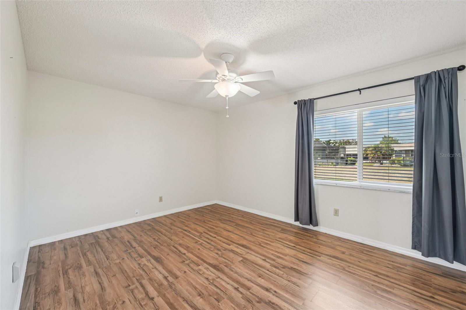 SUN CITY CENTER UNIT 35 - Residential