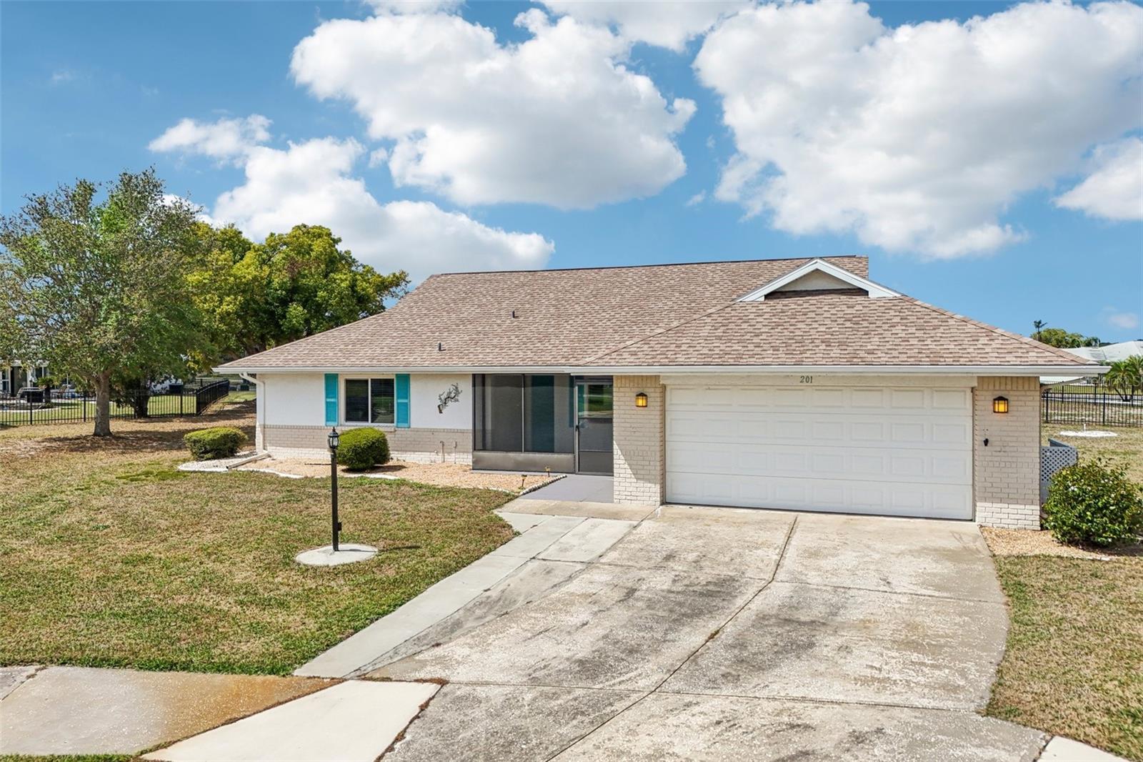 SUN CITY CENTER UNIT 35 - Residential