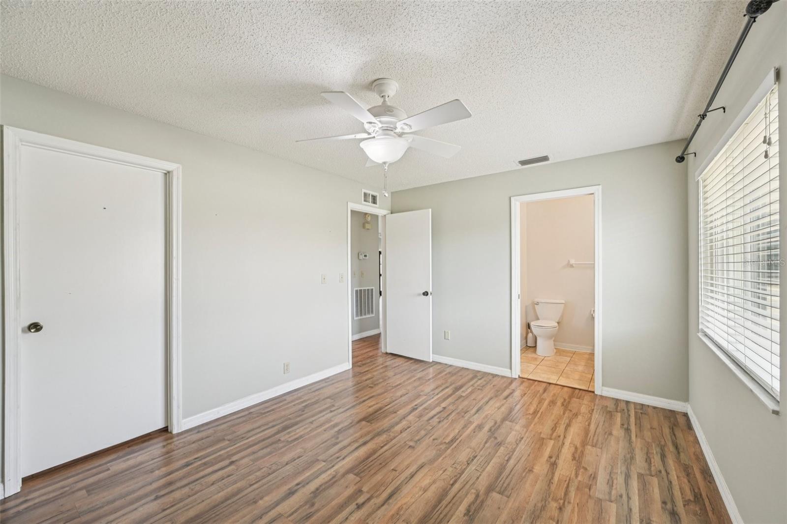 SUN CITY CENTER UNIT 35 - Residential