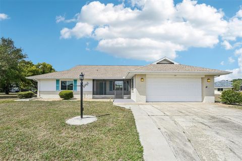 201 STONEHOUSE COURT SUN CITY CENTER FL 33573