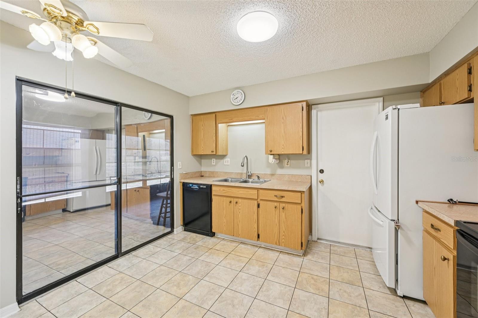 SUN CITY CENTER UNIT 35 - Residential