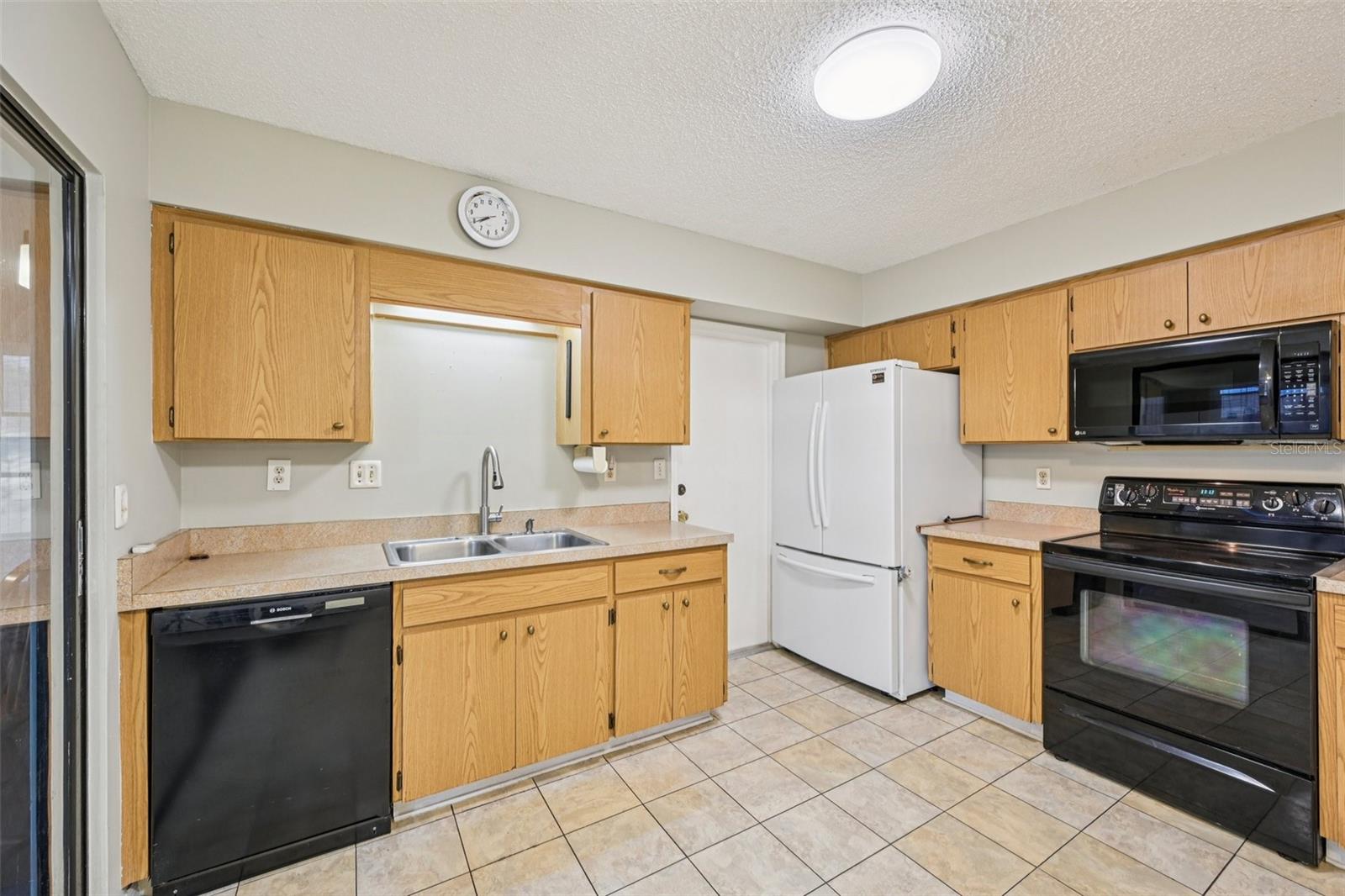 SUN CITY CENTER UNIT 35 - Residential