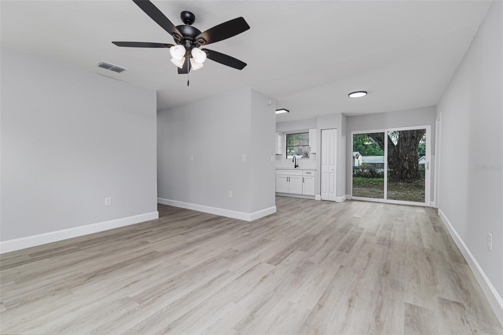 HOMESTEADTHE PH 02 - Residential