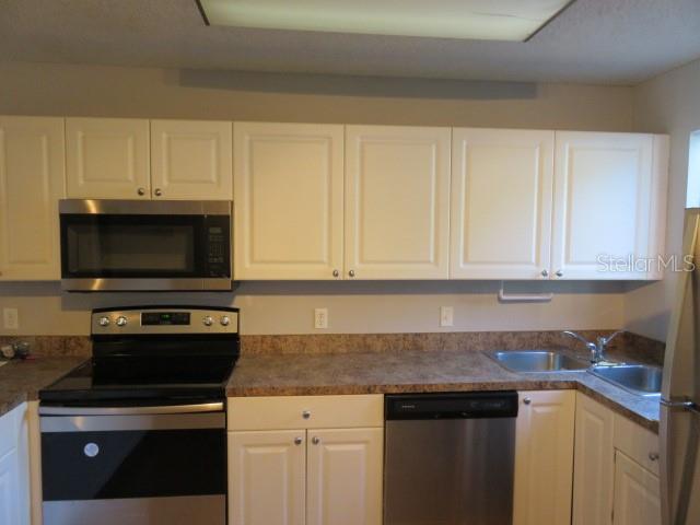 HARBOR PINES - Residential Lease