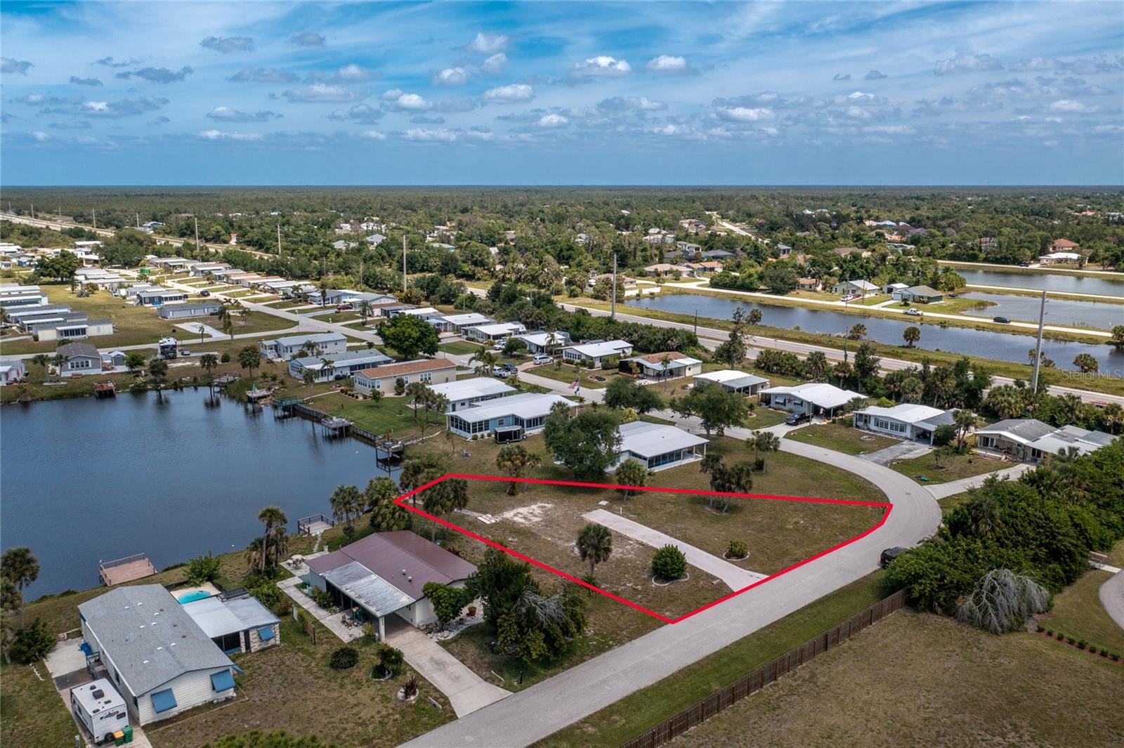 LEMON BAY ISLES PH 01 - Land