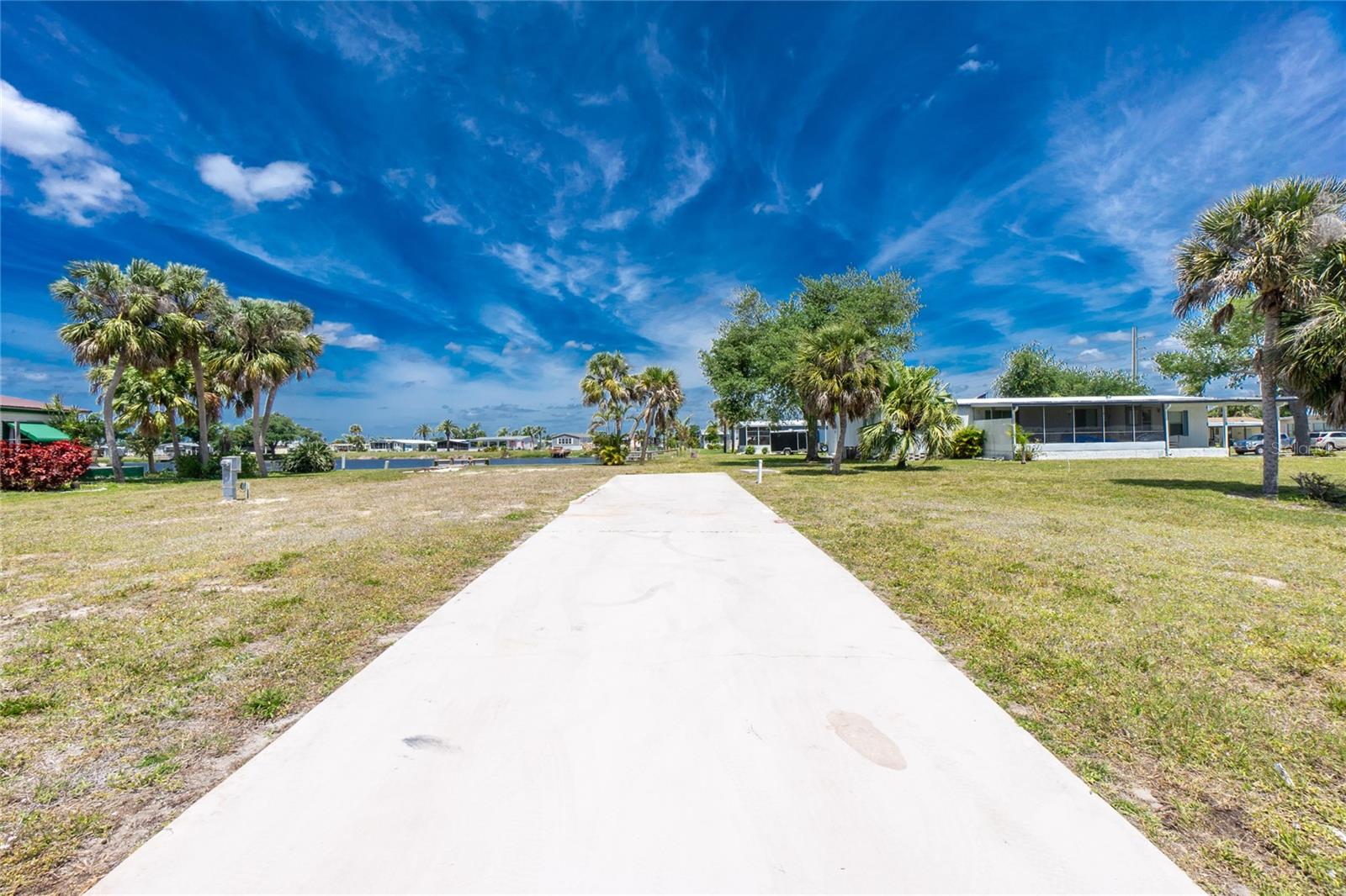 LEMON BAY ISLES PH 01 - Land