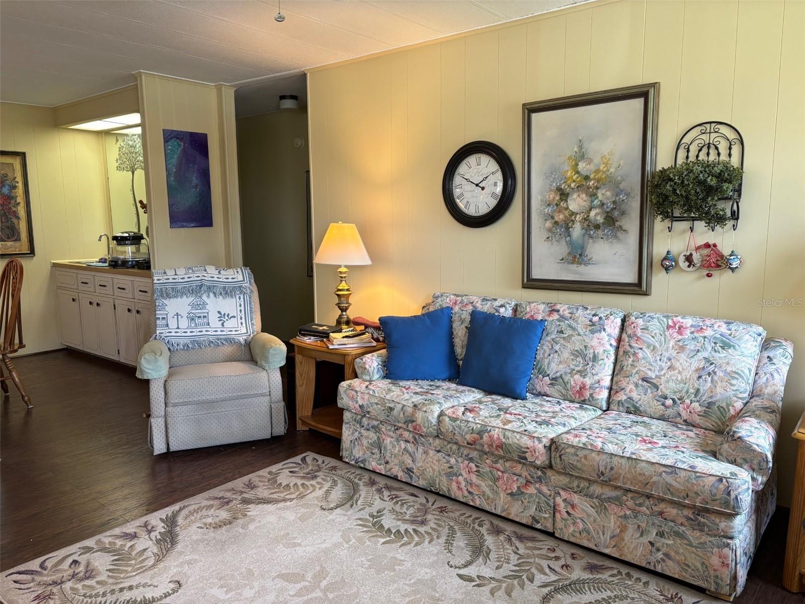 GARDEN GROVE OAKS - Residential