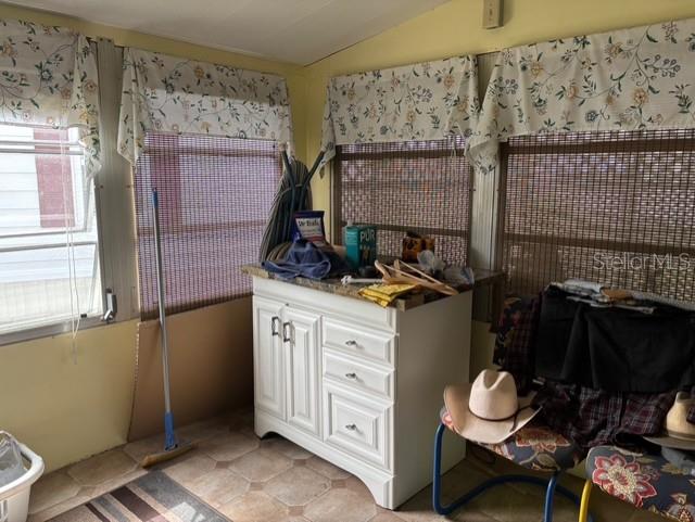 GARDEN GROVE OAKS - Residential