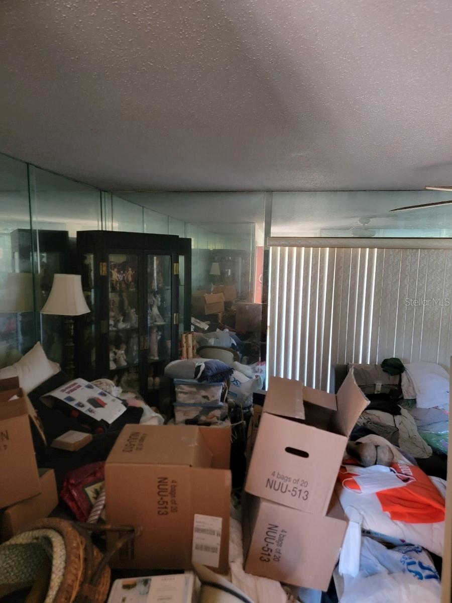 402 E WESTCHESTER COURT 80