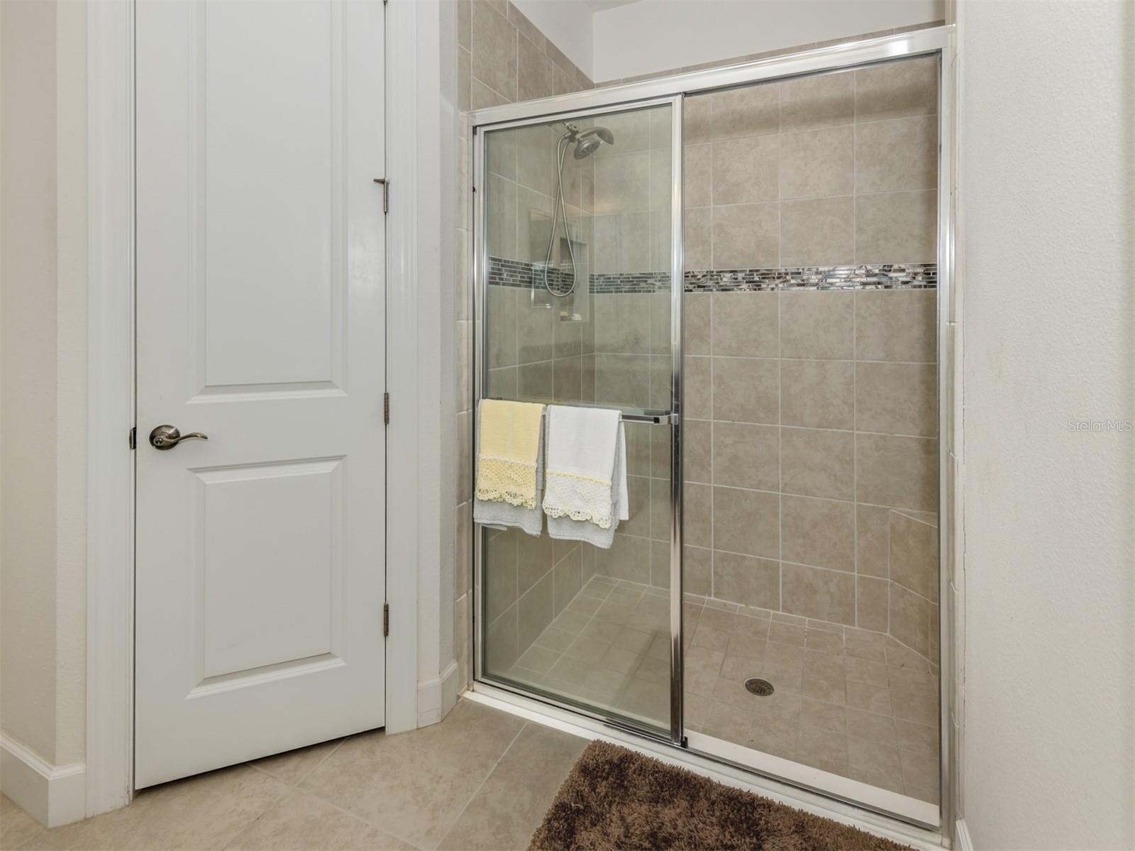 BELLACINA AT CASEY KEY - Residential