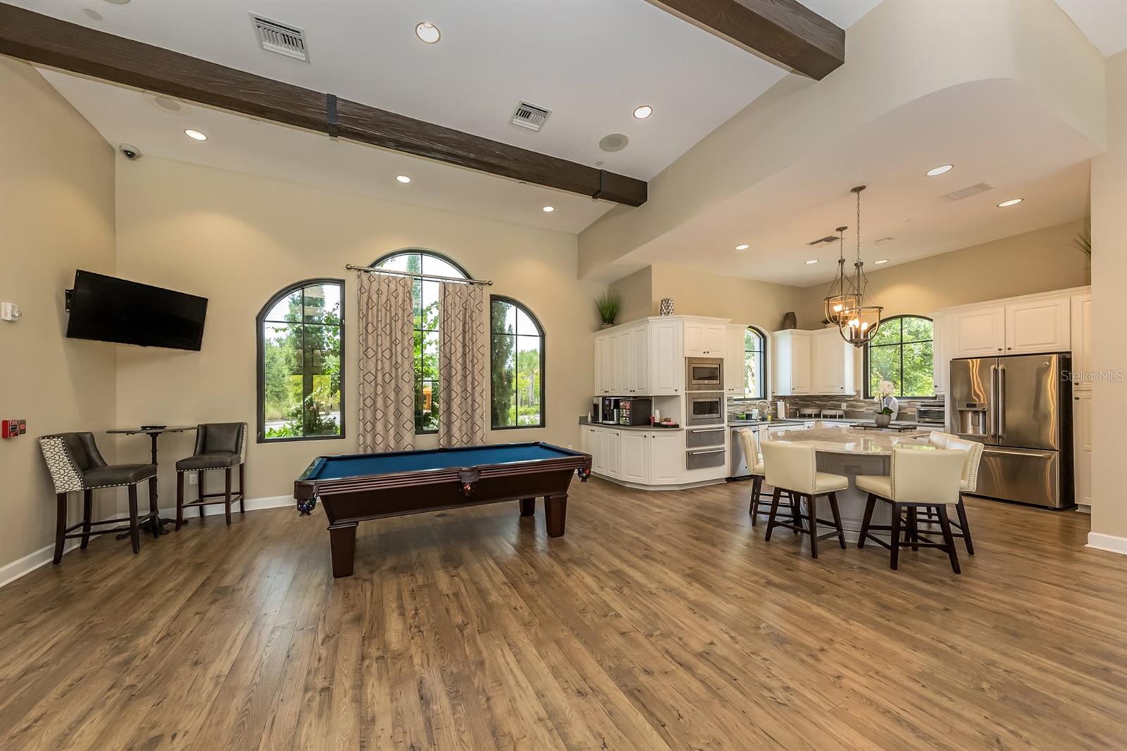 BELLACINA AT CASEY KEY - Residential