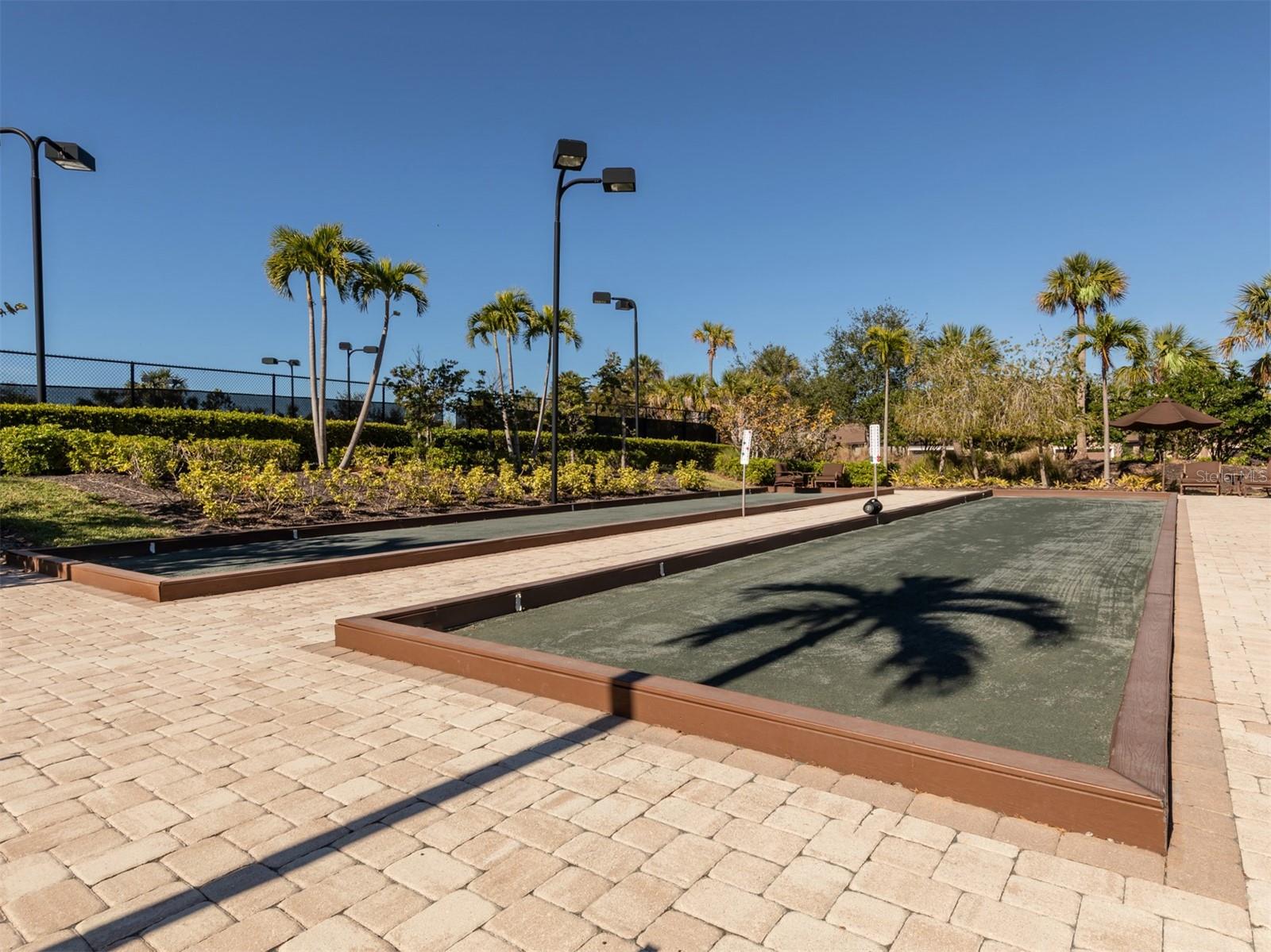 BELLACINA AT CASEY KEY - Residential