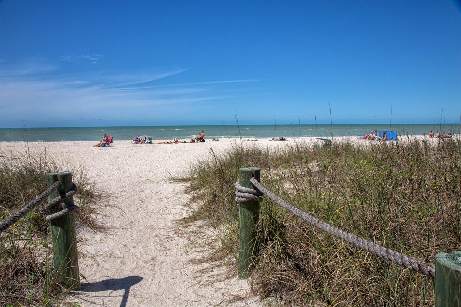 BELLACINA AT CASEY KEY - Residential