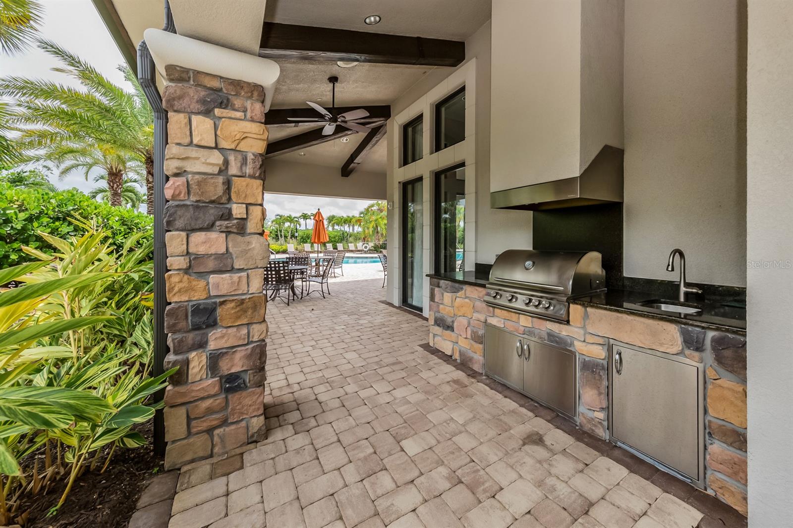 BELLACINA AT CASEY KEY - Residential