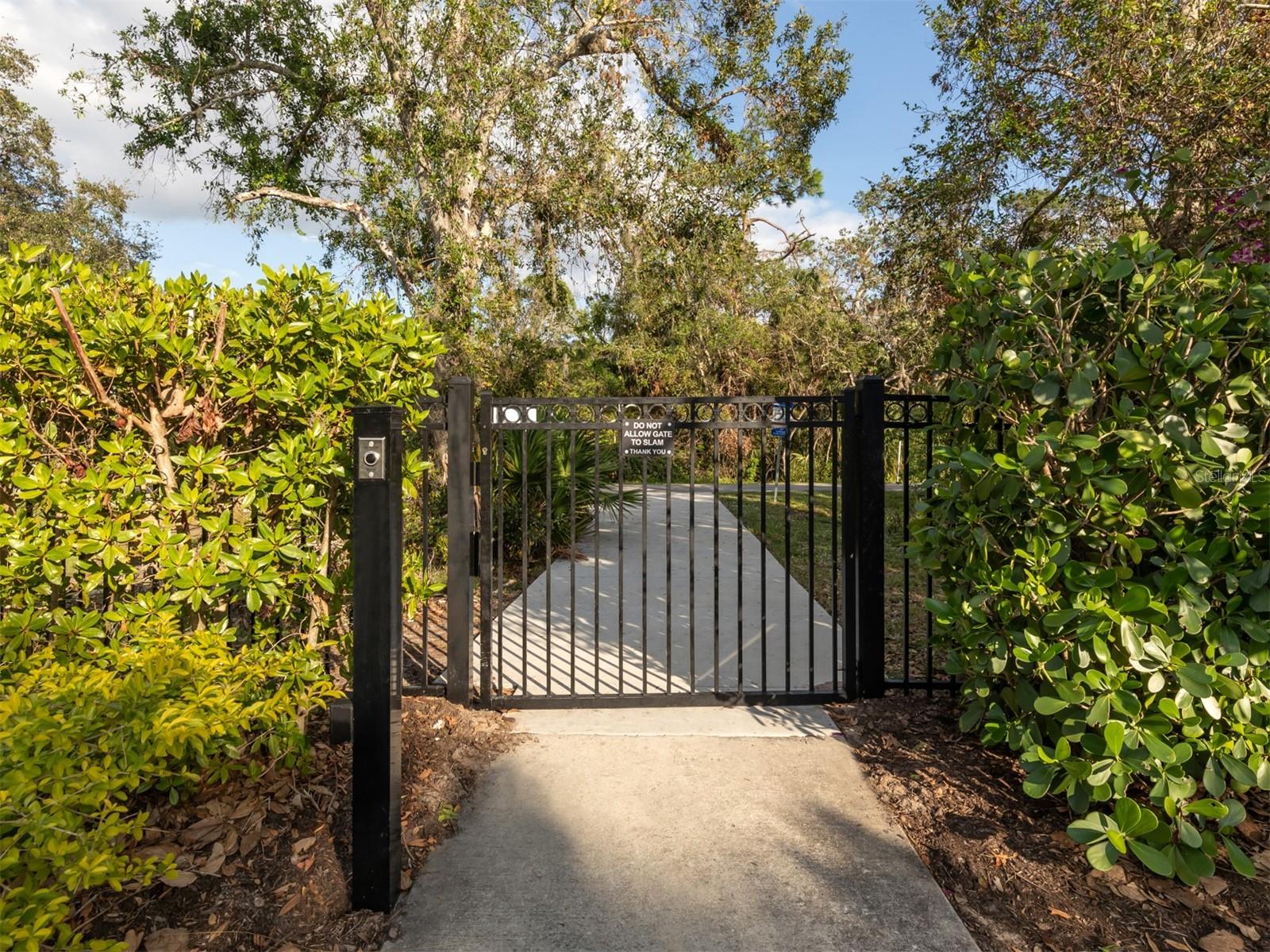 BELLACINA AT CASEY KEY - Residential